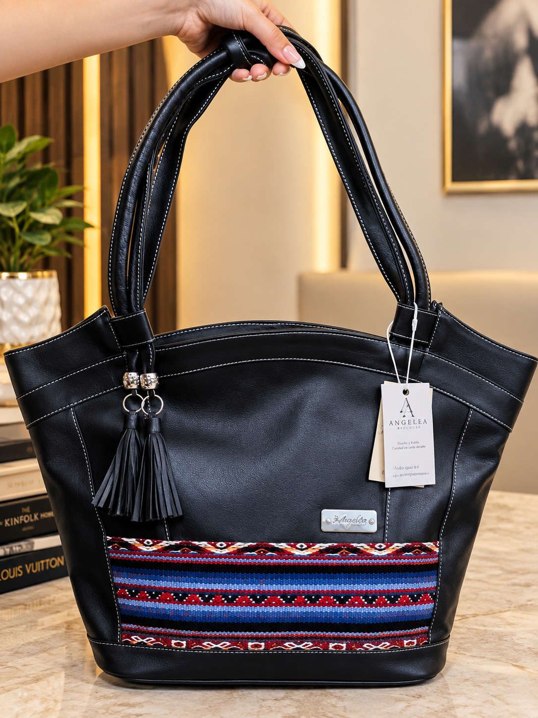 Bolso Negro con Tejido Cusqueño