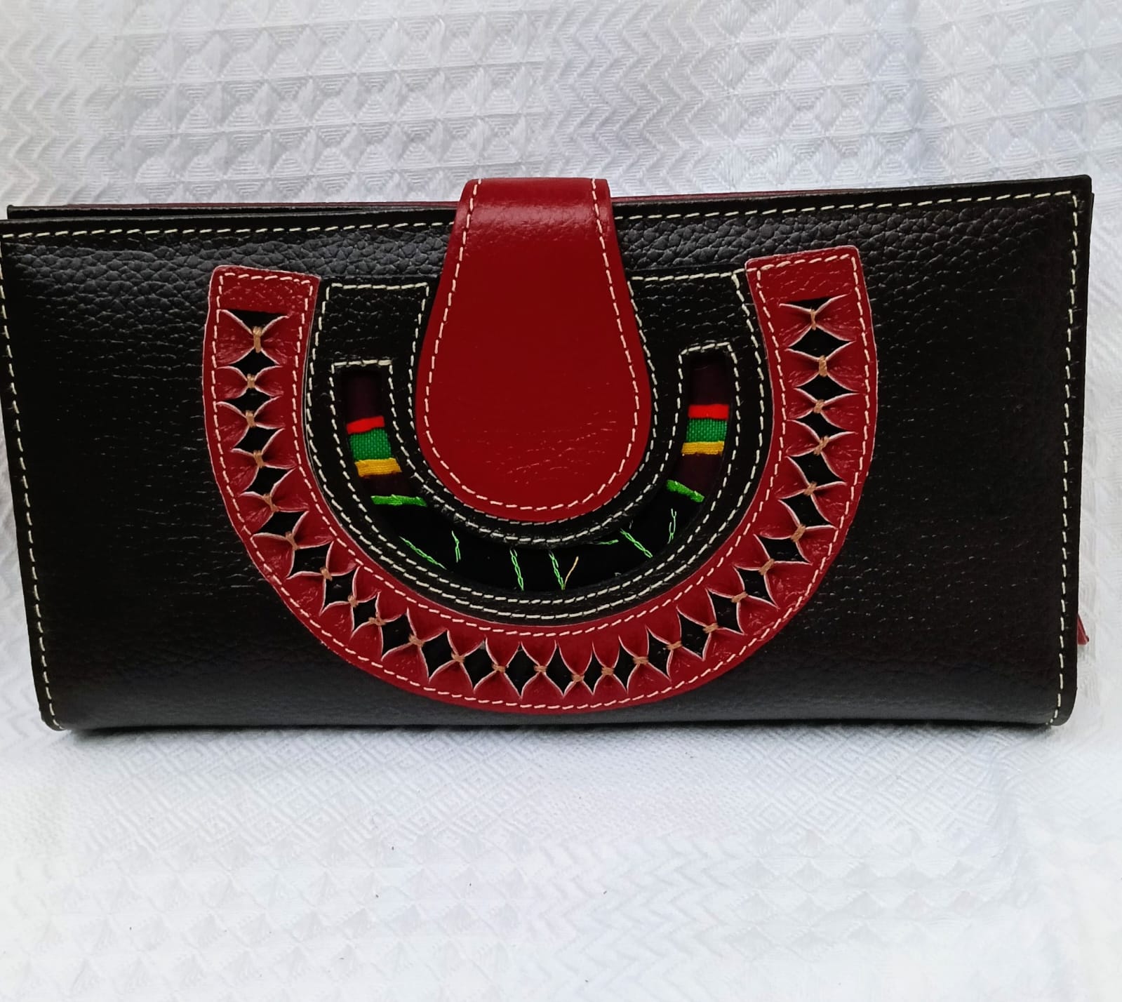 BILLETERA DE CUERO ARTESANAL